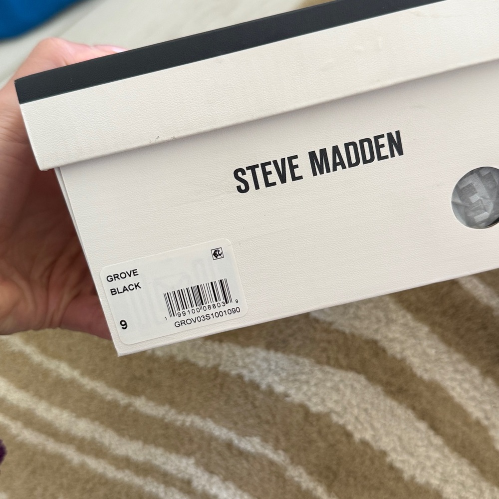 NWT Steve Madden grove in black 9 like the row new in box - Picture 2 of 9